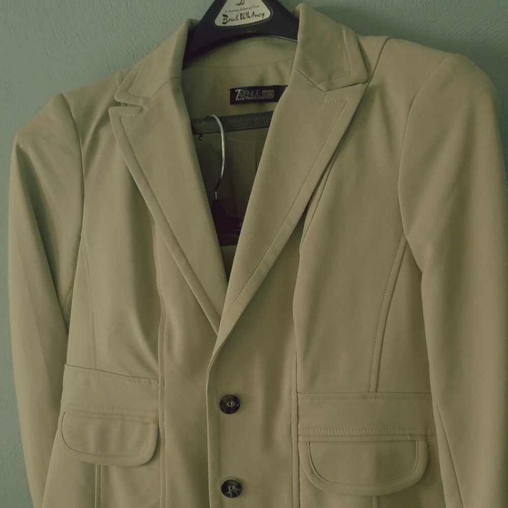 Cute tan unlined pant suit